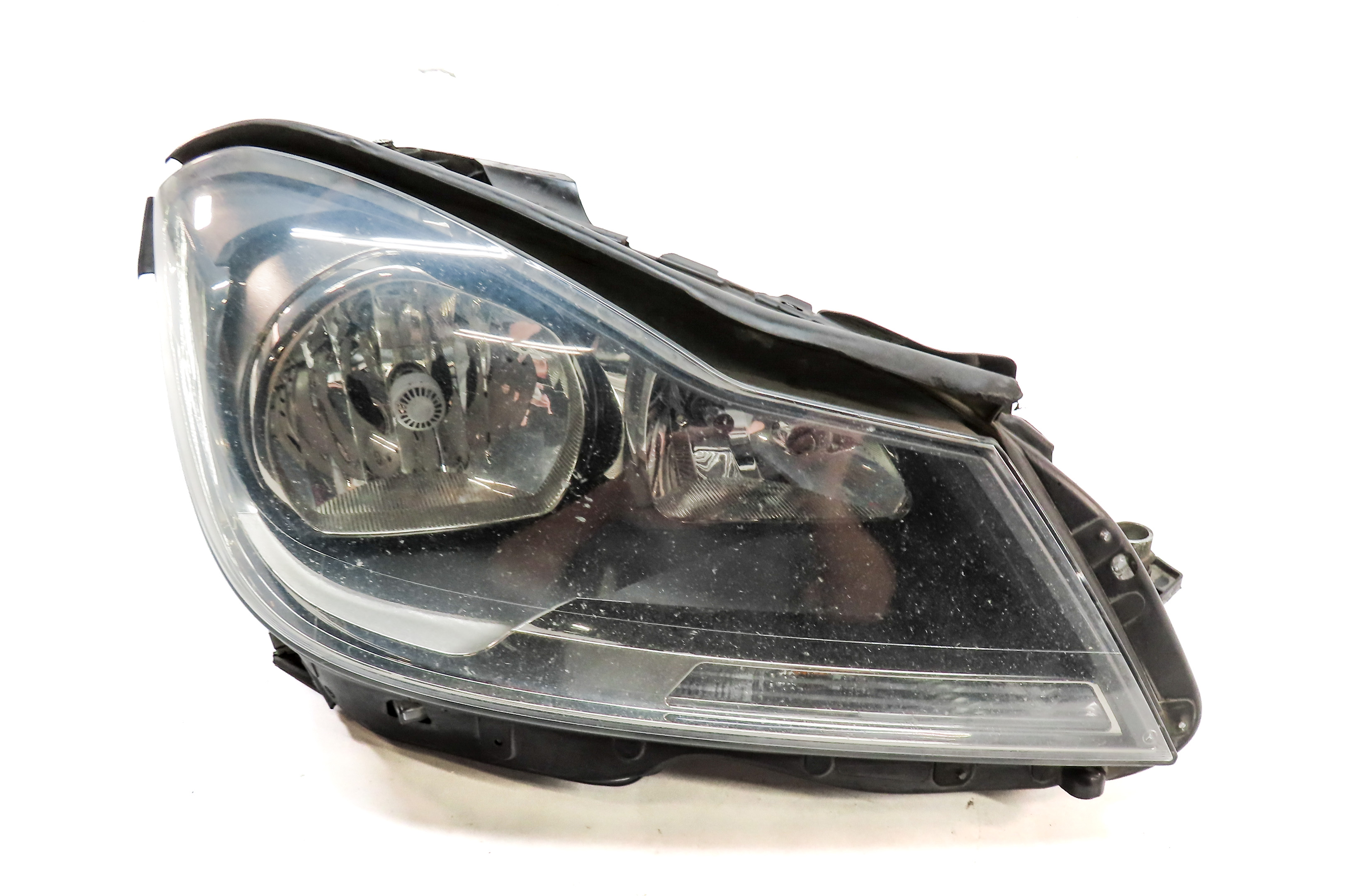 2012-2015 MERCEDES BENZ C250 C300 C350 (W204) RIGHT PASSENGER HALOGEN HEADLIGHT — exact item pictured